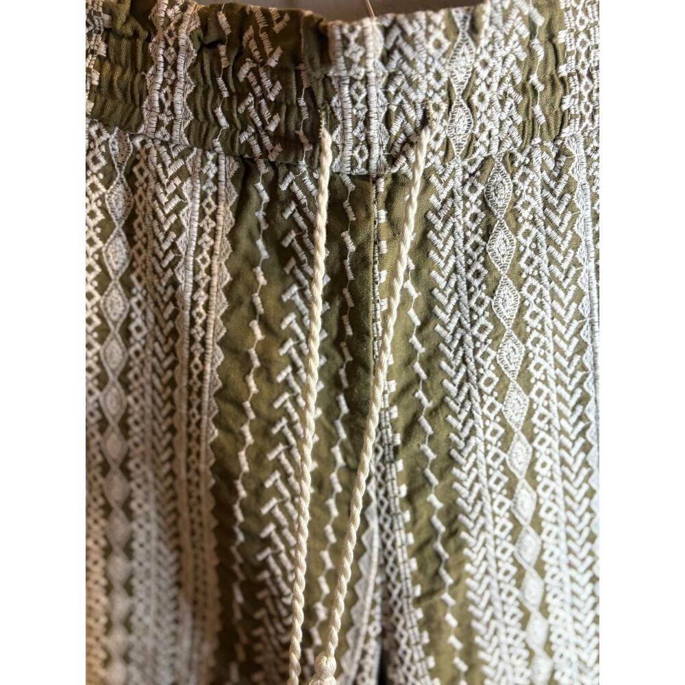 House of Harlow 1960 linen blend embroidered shorts Size Medium 6-10 Green/White - Picture 3 of 5